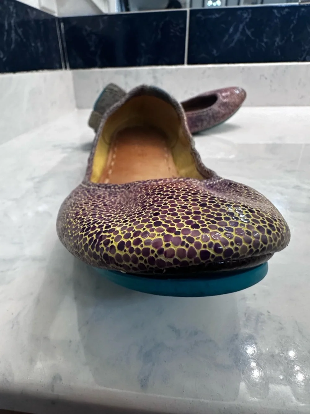 TOSCANI TIEKS. RARE FIND. DISCONTINUED. Size 10 - Picture 5 of 12